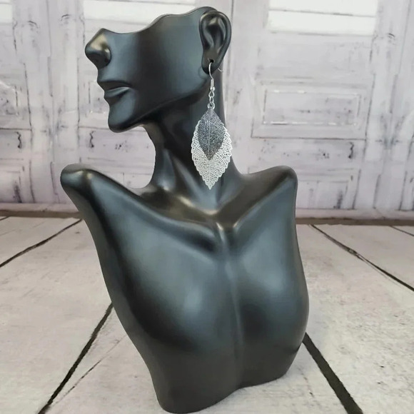 Black and Silver Skeleton Leaf two layer Dangle Earrings - Picture 8 of 8